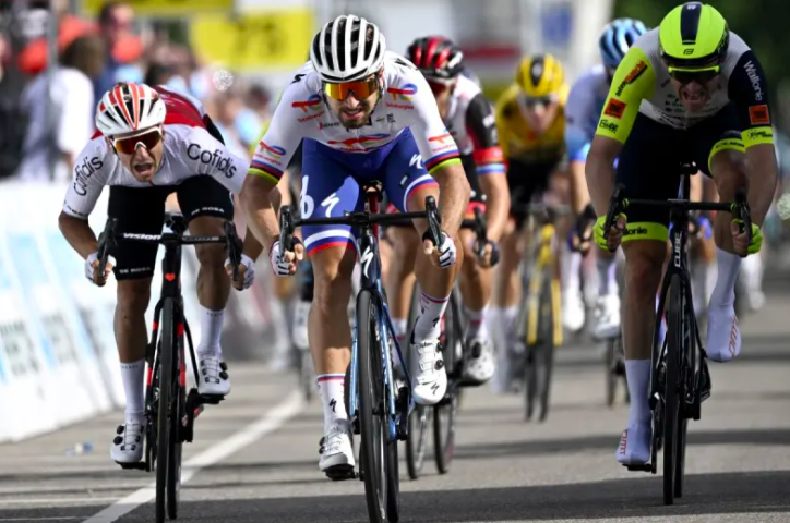 PETER SAGAN IS BACK! FORMER WORLD CHAMP WINS AT TOUR DE SUISSE