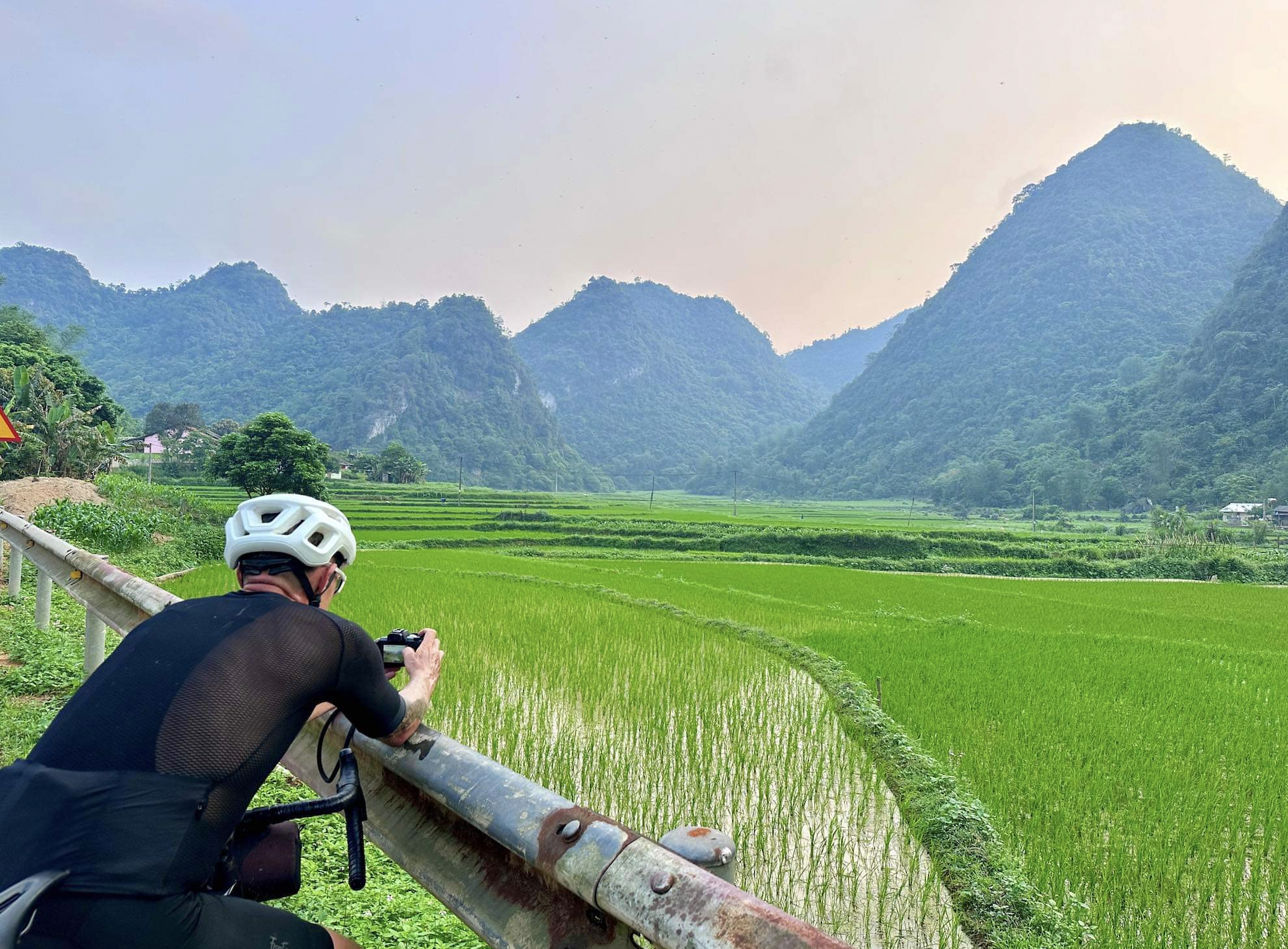 HANOI to LANG SON / DAY 1 /  VIETNAM CYCLING TOUR