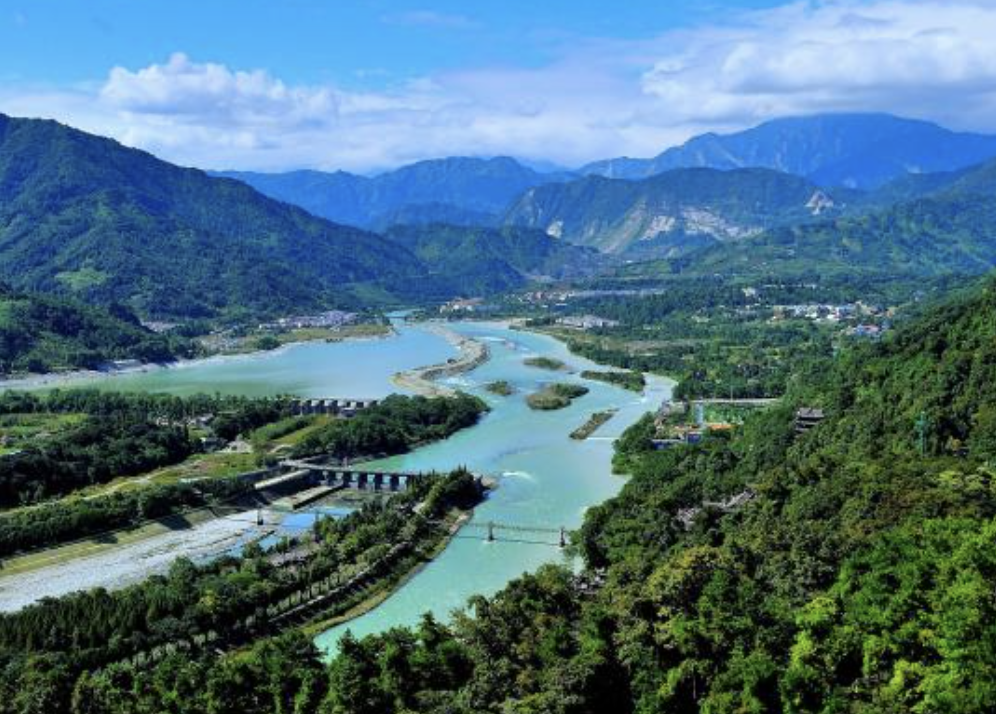 CYCLE CHINA: The Joys of Cycling in Wuzhishan Rain Forest, Hainan Island