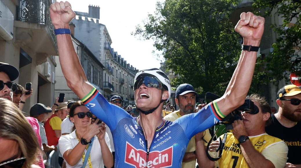 Stage 9: Van Der Poel Wins A Scorching Stage of Pure Ciclismo